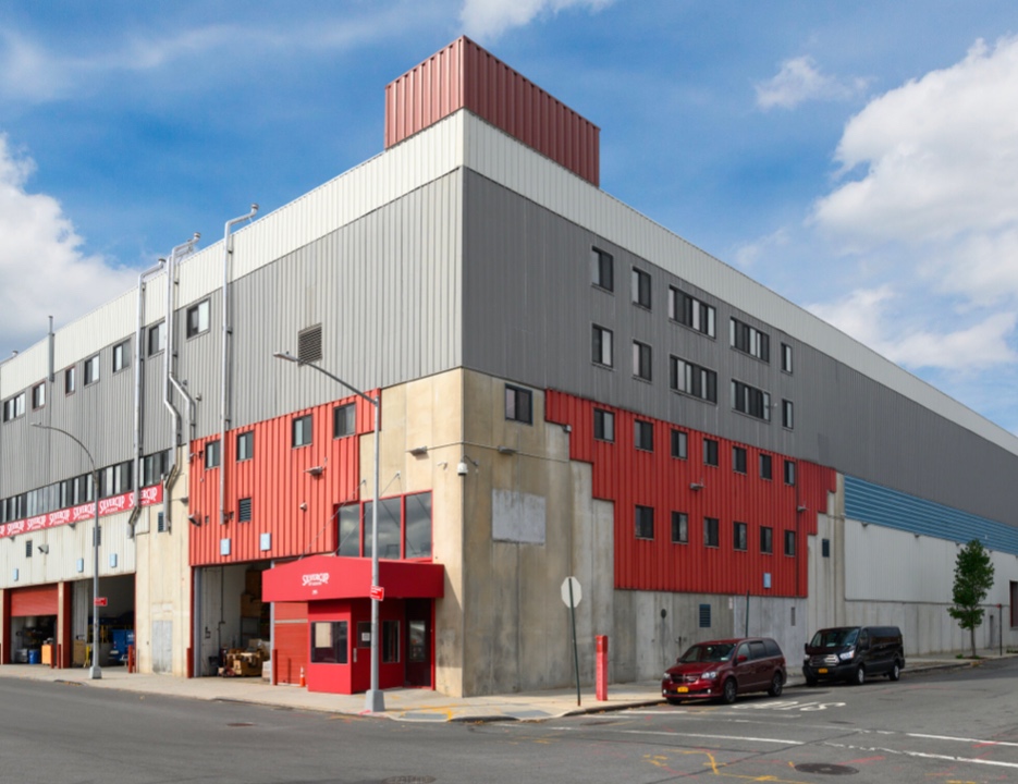 Silvercup Studios North Exterior Building Street View